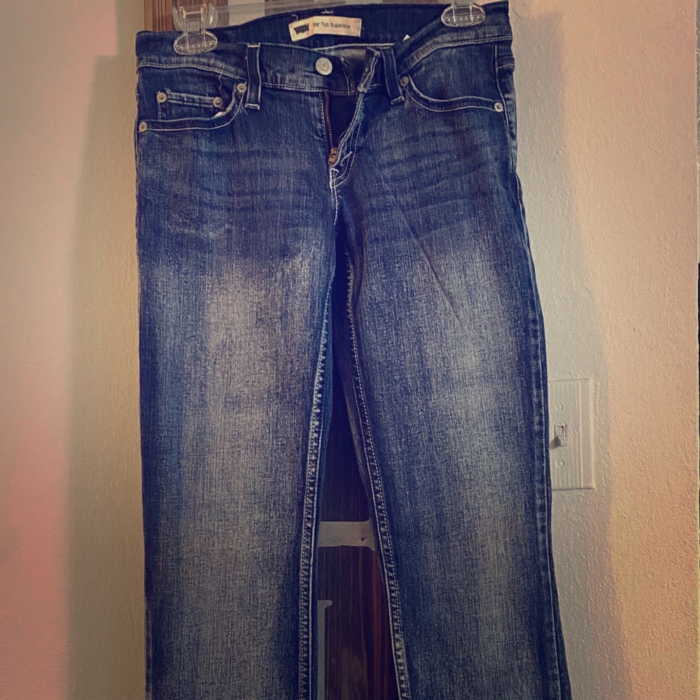 Levi's Straight Leg Jeans